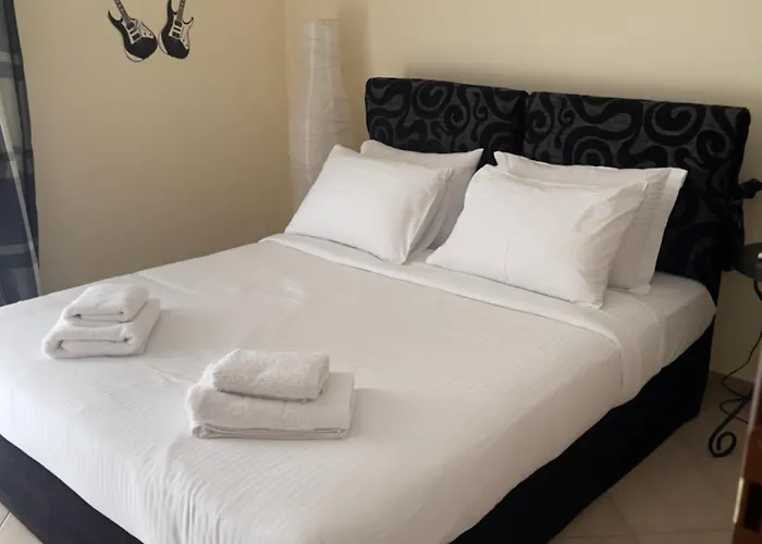 别墅 ρόζι 卡兰巴卡